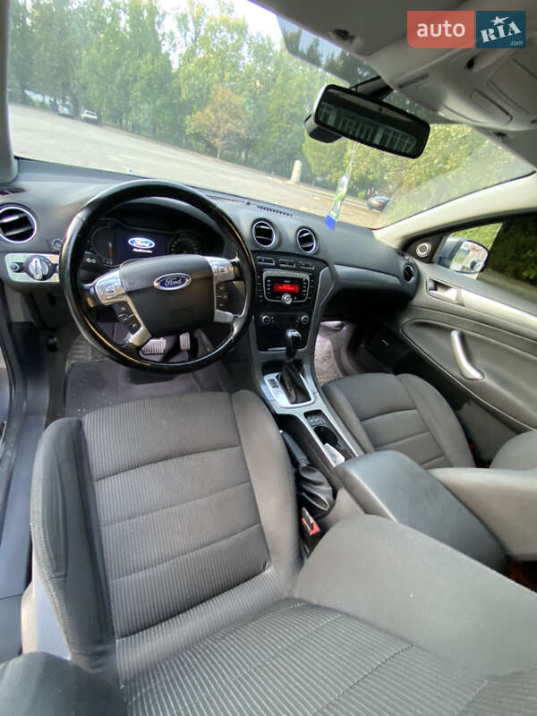 Седан Ford Mondeo 2011 в Запорожье