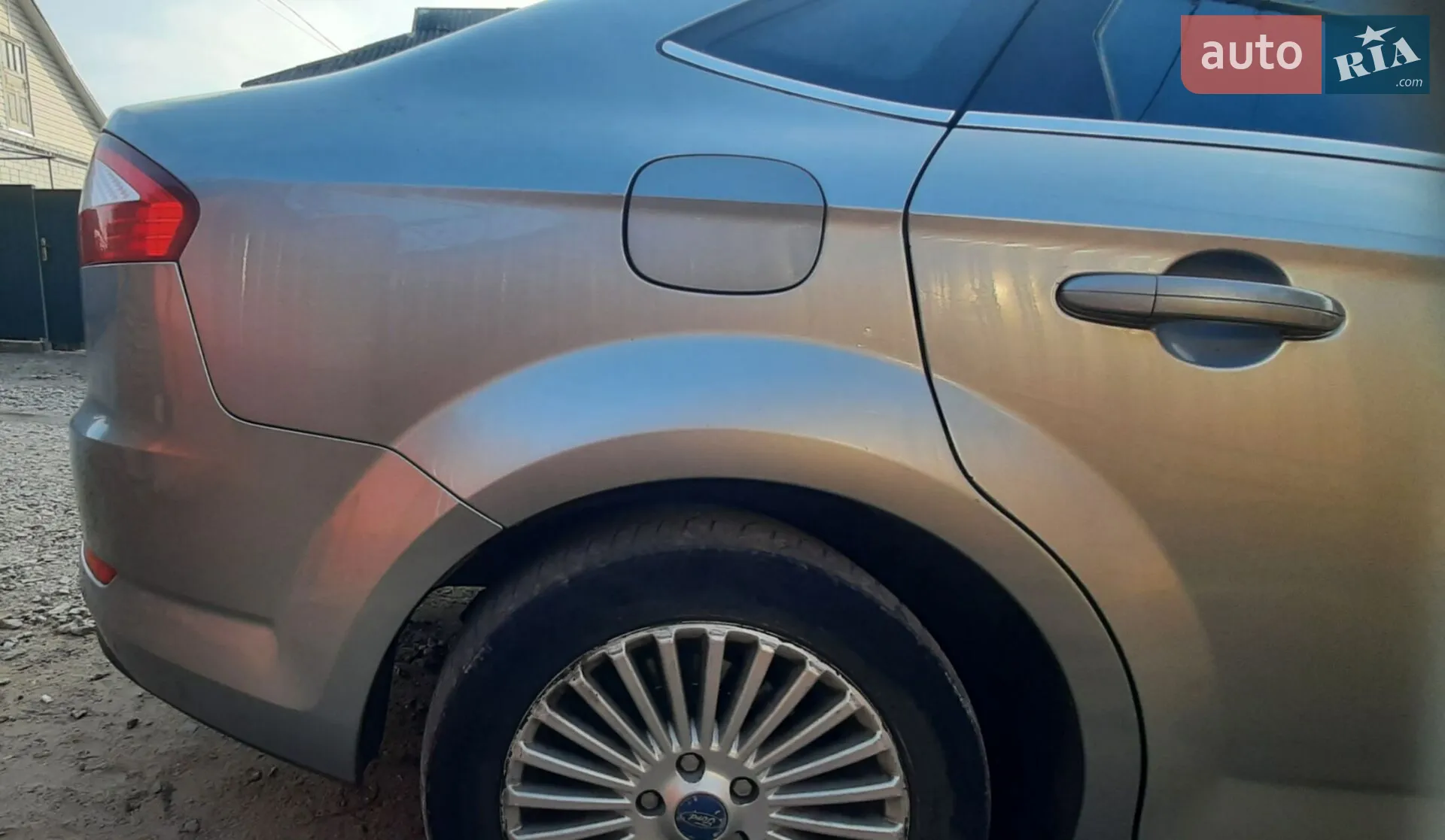 2010 Ford Mondeo - мініатюра 2