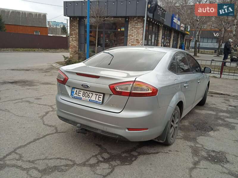 Седан Ford Mondeo 2011 в Дніпрі
