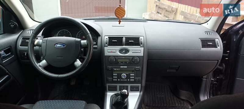 Седан Ford Mondeo 2006 в Новоукраинке