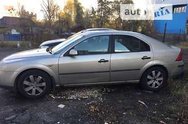 Лифтбек Ford Mondeo 2004 в 