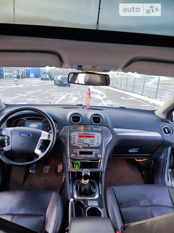 Універсал Ford Mondeo 2010 в Рівному