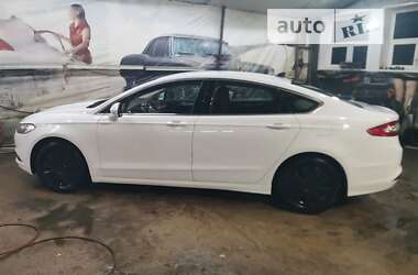 Седан Ford Mondeo 2019 в Львові