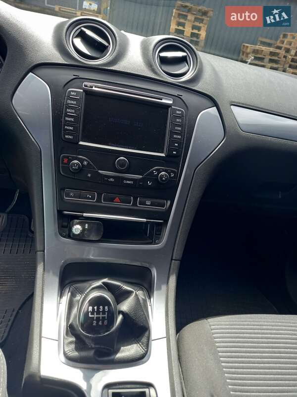 Універсал Ford Mondeo 2013 в Овручі