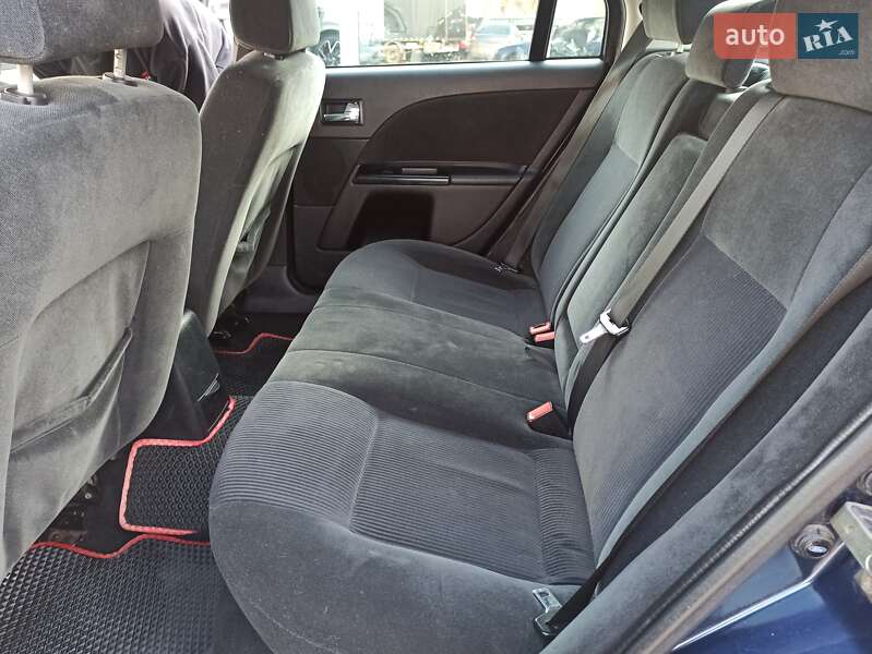Лифтбек Ford Mondeo 2003 в Днепре