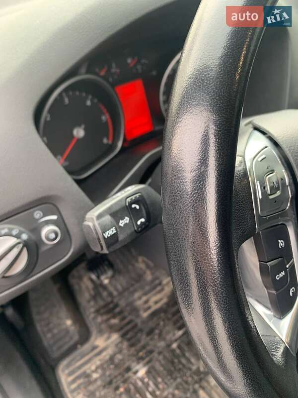 Универсал Ford Mondeo 2011 в Ровно