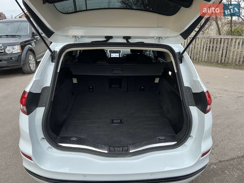 Ліфтбек Ford Mondeo 2020 в Житомирі