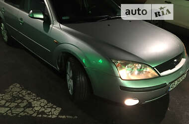 Лифтбек Ford Mondeo 2002 в Ладыжине