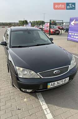 Седан Ford Mondeo 2004 в 