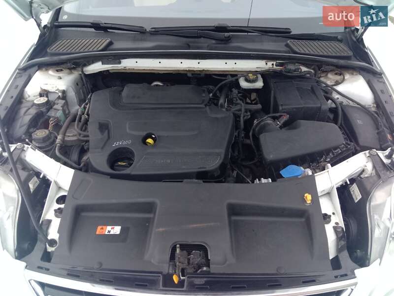 Универсал Ford Mondeo 2012 в Городенке