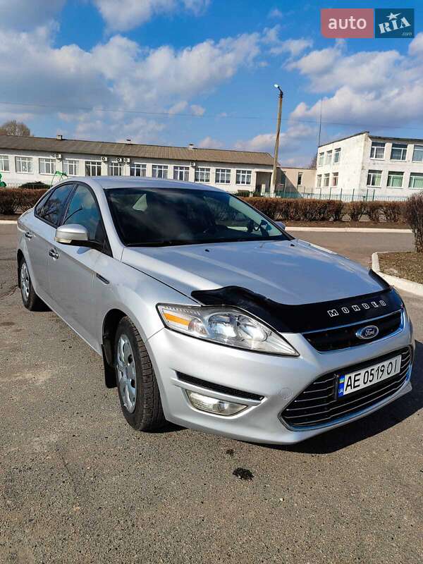 Седан Ford Mondeo 2011 в Днепре