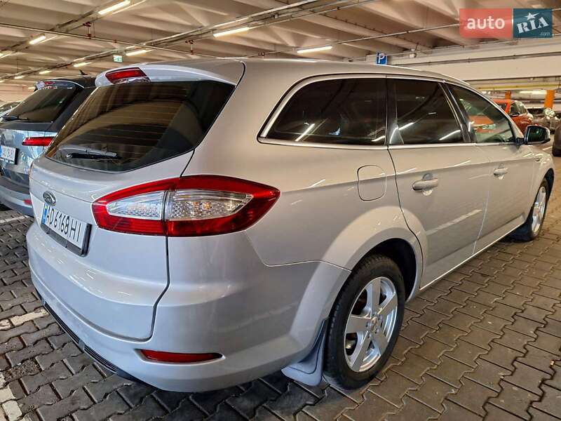 Универсал Ford Mondeo 2011 в Ужгороде