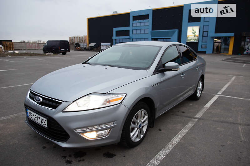 Седан Ford Mondeo 2011 в Киеве