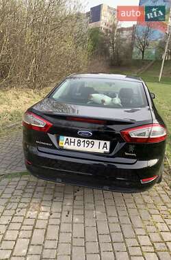 Седан Ford Mondeo 2012 в Львове