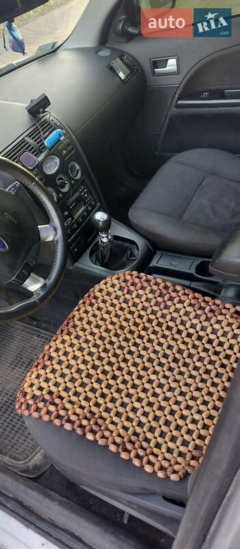 Седан Ford Mondeo 2001 в Ковелі