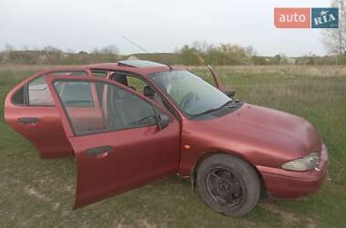 Седан Ford Mondeo 1993 в Деражне