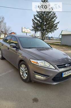 Седан Ford Mondeo 2011 в Гайсине