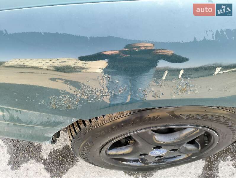 Седан Ford Mondeo 1996 в Львове