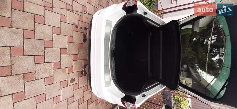 Лифтбек Ford Mondeo 2013 в 