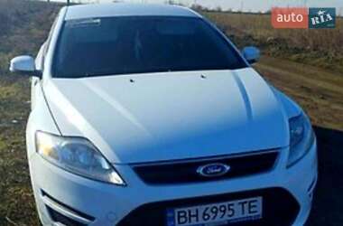 Седан Ford Mondeo 2012 в 