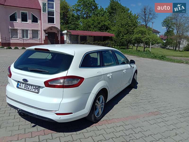 Универсал Ford Mondeo 2012 в Городенке