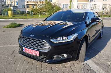 Седан Ford Mondeo 2015 в Стрые