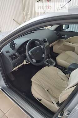 Седан Ford Mondeo 2004 в Бориславі