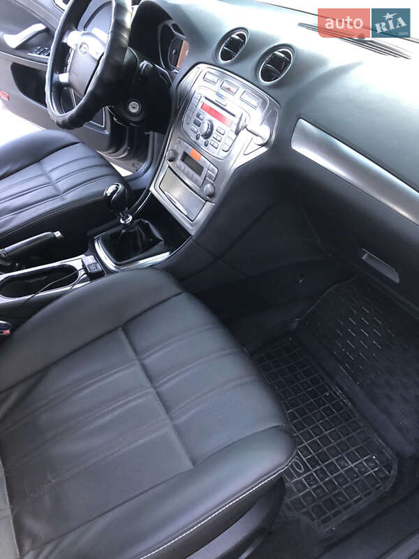 Седан Ford Mondeo 2007 в Днепре