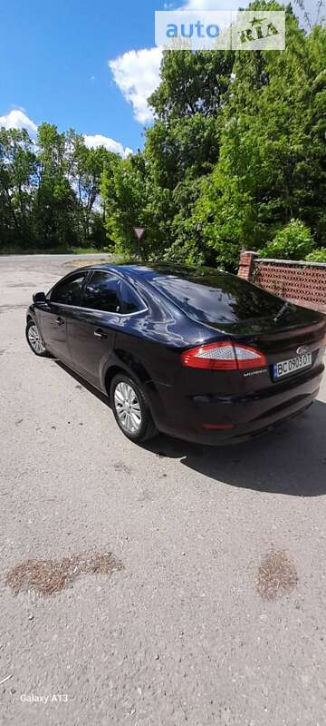 Лифтбек Ford Mondeo 2007 в Рудки