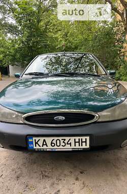 Седан Ford Mondeo 2000 в Києві