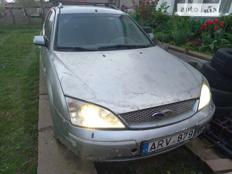 Универсал Ford Mondeo 2002 в Новоселице