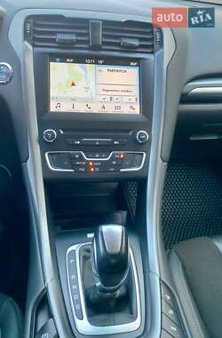Лифтбек Ford Mondeo 2018 в 