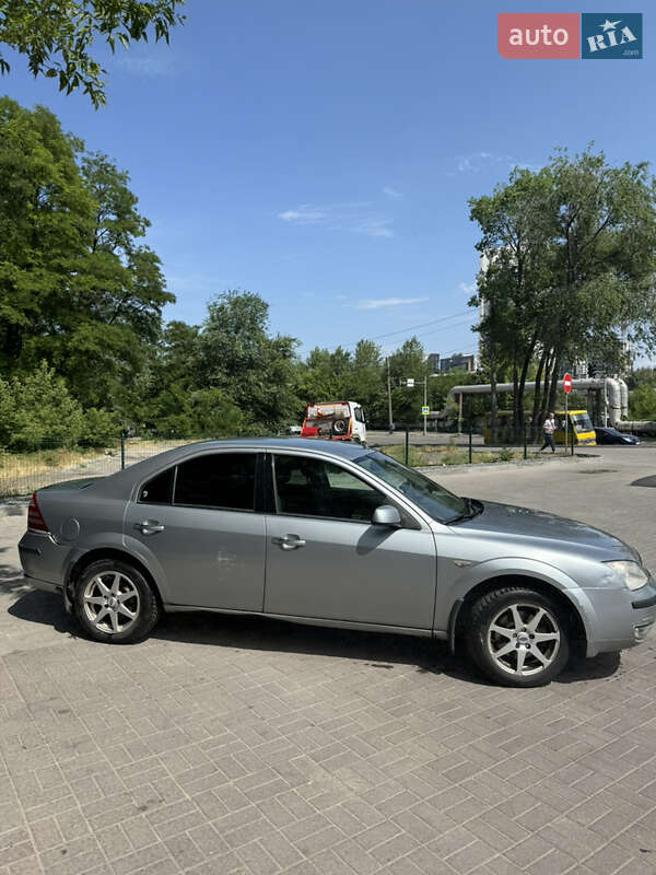 Седан Ford Mondeo 2005 в Днепре