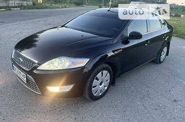 Ліфтбек Ford Mondeo 2010 в Теофіполі