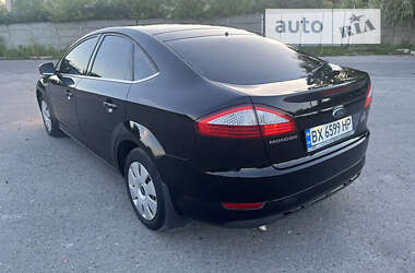 Ліфтбек Ford Mondeo 2010 в Теофіполі