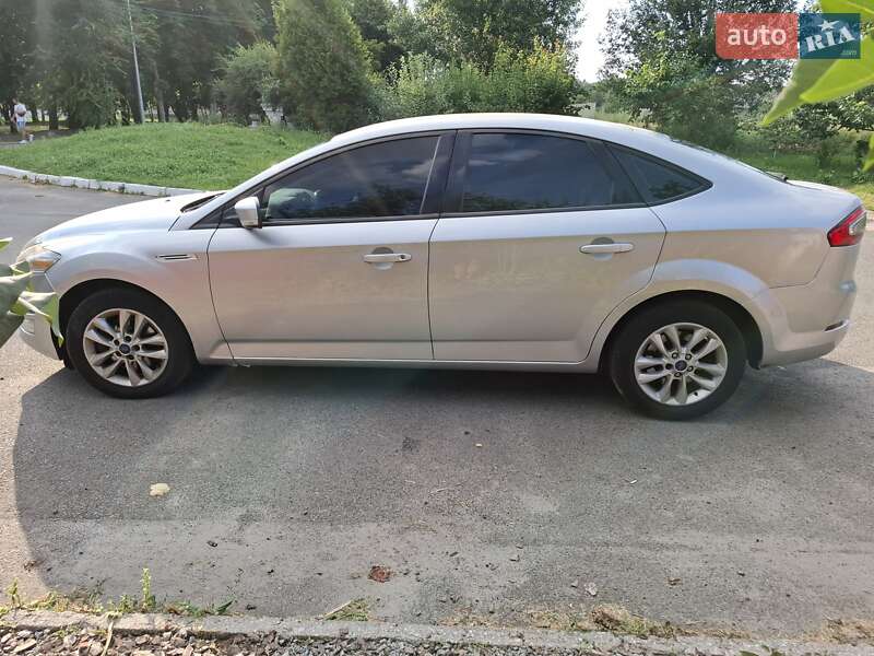Лифтбек Ford Mondeo 2012 в Киеве