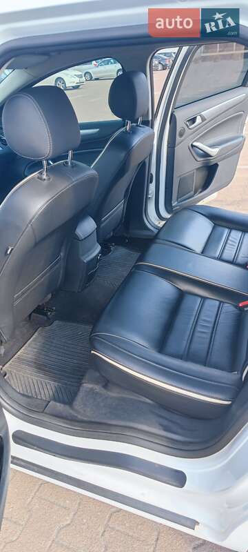 Універсал Ford Mondeo 2012 в Житомирі