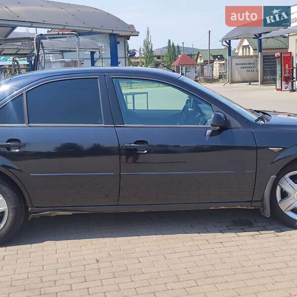 Седан Ford Mondeo 2001 в Мукачево
