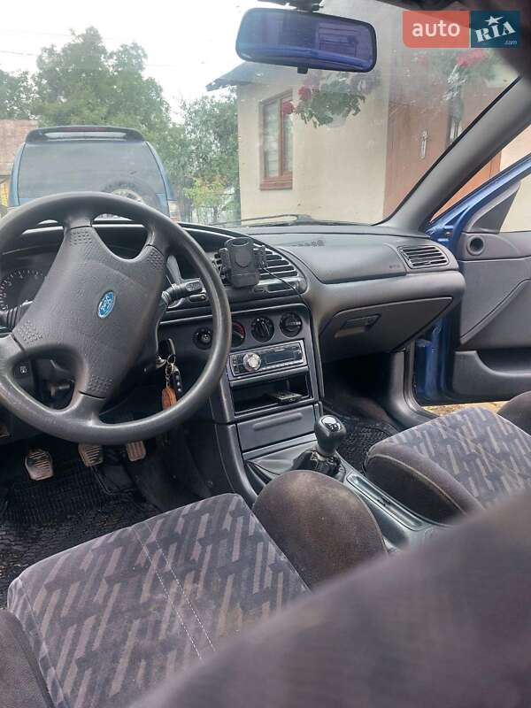 Седан Ford Mondeo 1994 в Львове