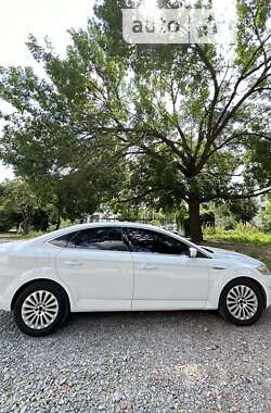 Седан Ford Mondeo 2011 в Житомирі