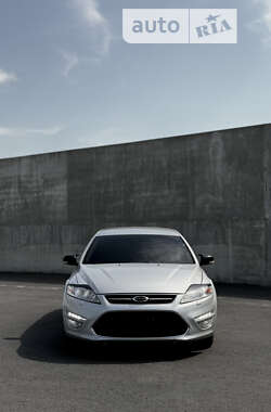 Універсал Ford Mondeo 2011 в Івано-Франківську