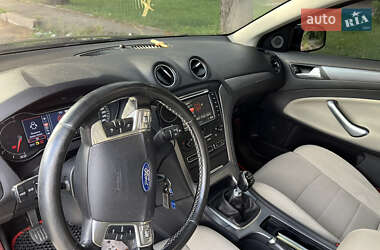 Універсал Ford Mondeo 2011 в Житомирі