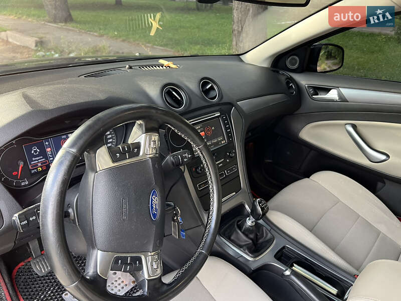 Универсал Ford Mondeo 2011 в Житомире