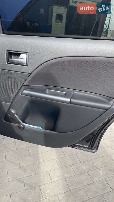 Седан Ford Mondeo 2004 в Умані фото 10 Седан Ford Mondeo 2004 в Умані