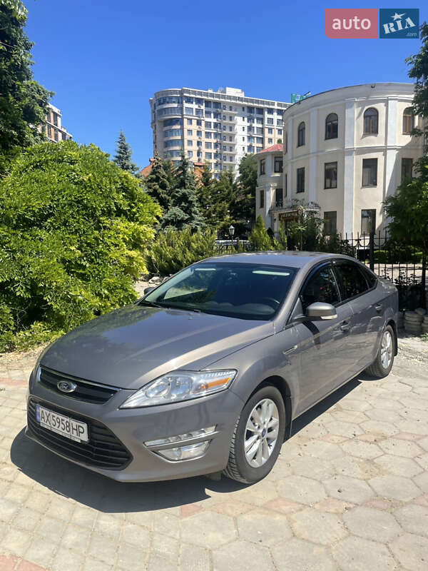 Седан Ford Mondeo 2012 в Одессе