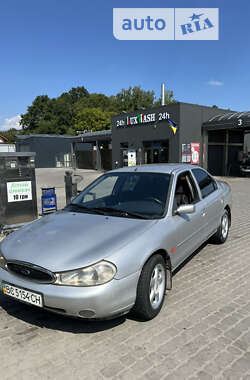 Седан Ford Mondeo 1997 в Львове