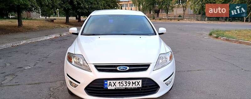 Седан Ford Mondeo 2010 в Лозовой