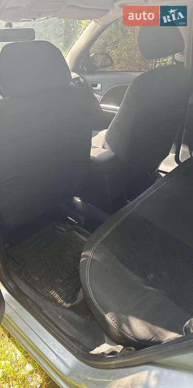 Универсал Ford Mondeo 2001 в Старом Самборе