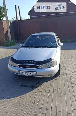 Лифтбек Ford Mondeo 1998 в Малине