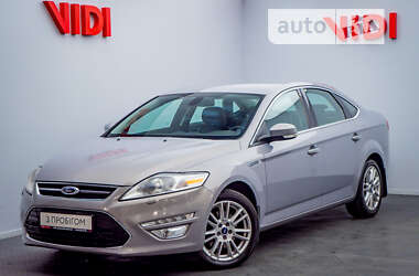 Седан Ford Mondeo 2014 в Києві